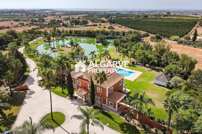 Image No.40-4 Bed Villa for sale