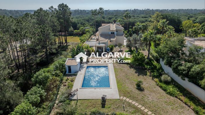 Image No.1-4 Bed Villa for sale