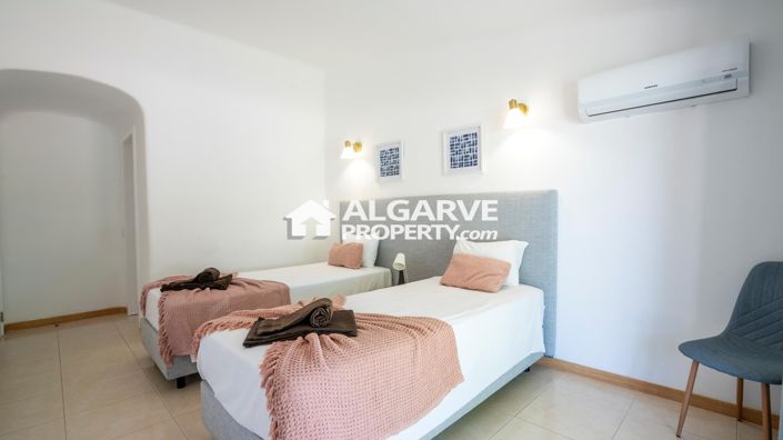 Image No.20-4 Bed Villa for sale