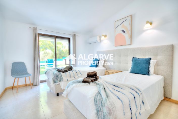 Image No.22-4 Bed Villa for sale