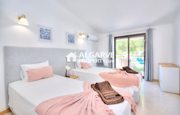 Image No.24-4 Bed Villa for sale