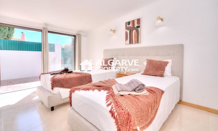 Image No.25-4 Bed Villa for sale