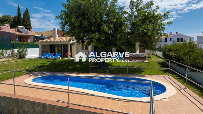 Image No.8-4 Bed Villa for sale