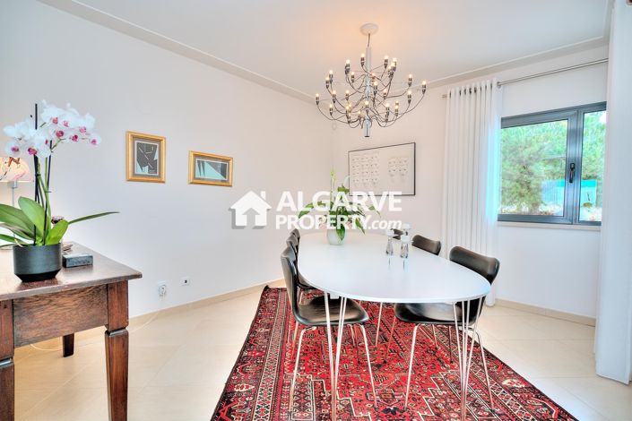 Image No.3-Villa de 4 chambres à vendre à Vilamoura