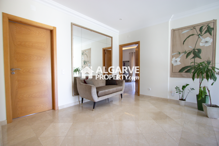Image No.22-5 Bed Villa for sale