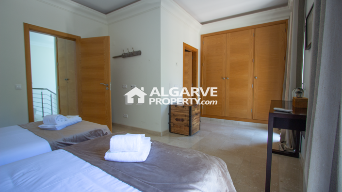 Image No.32-5 Bed Villa for sale