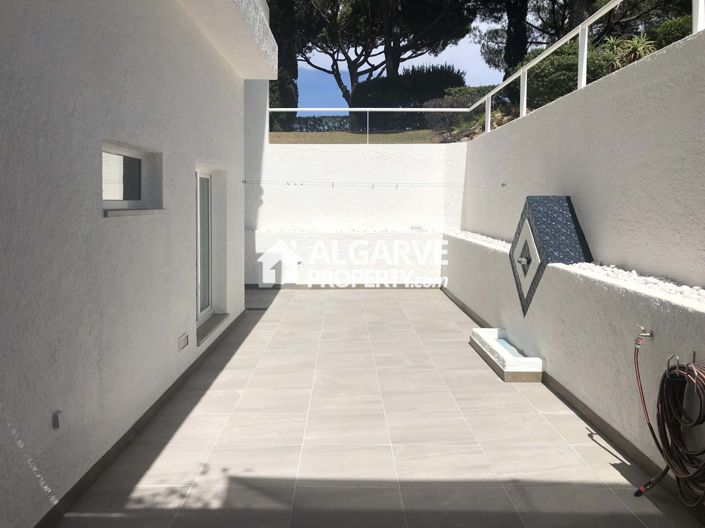 Image No.7-6 Bed Semi-Detached for sale