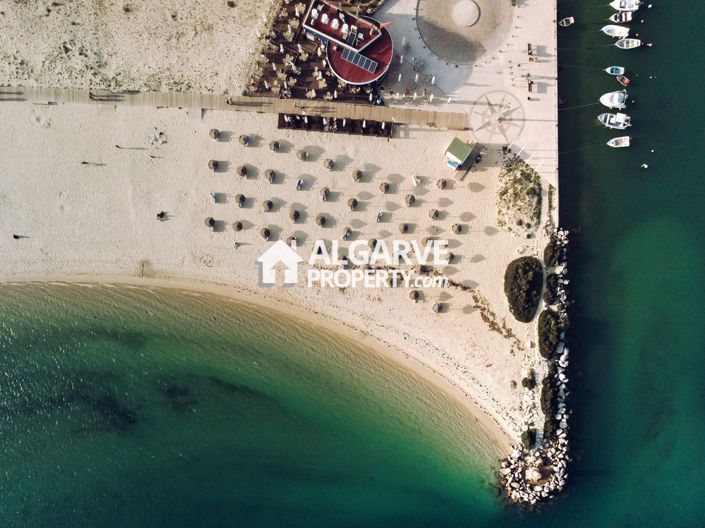 Image No.22-3 Bed Townhouse for sale