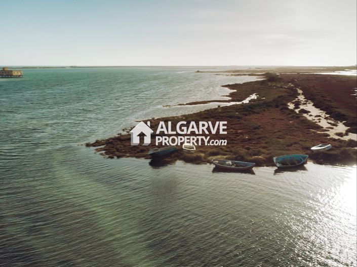 Image No.23-3 Bed Townhouse for sale