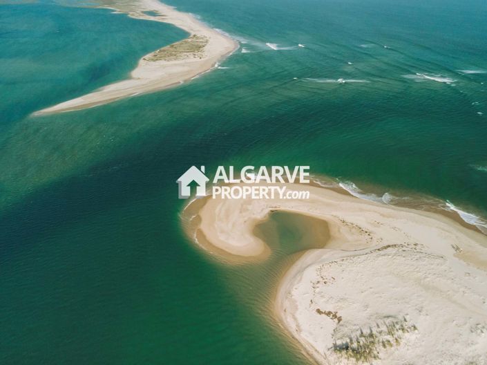 Image No.24-3 Bed Townhouse for sale