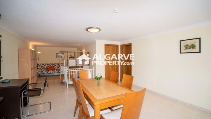 Image No.21-4 Bed Semi-Detached for sale