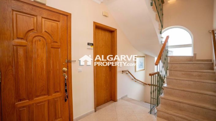 Image No.23-4 Bed Semi-Detached for sale