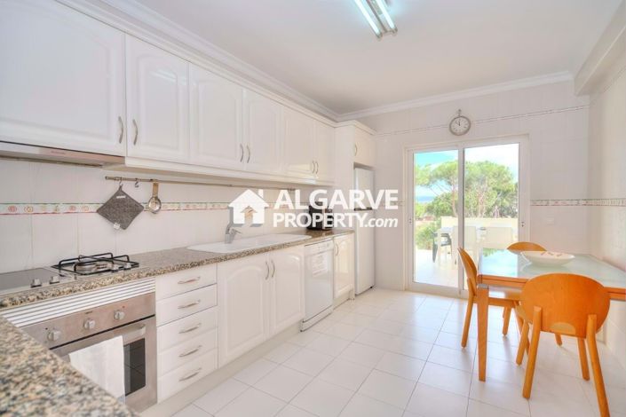 Image No.35-4 Bed Semi-Detached for sale