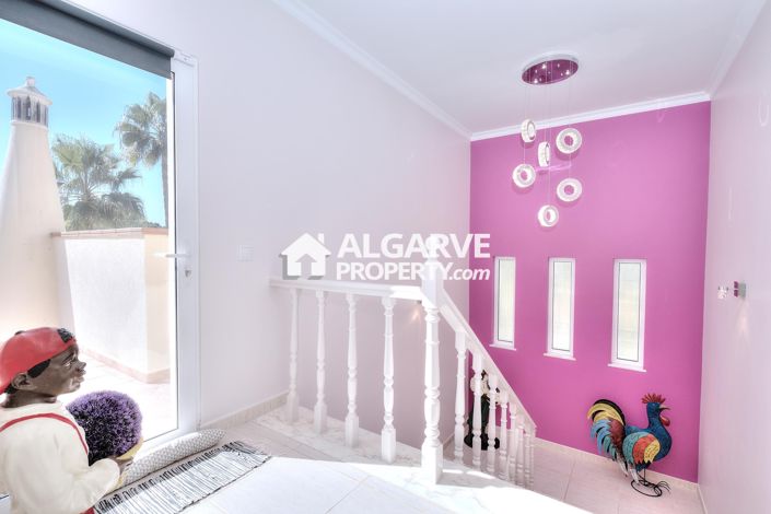 Image No.11-4 Bed Villa for sale