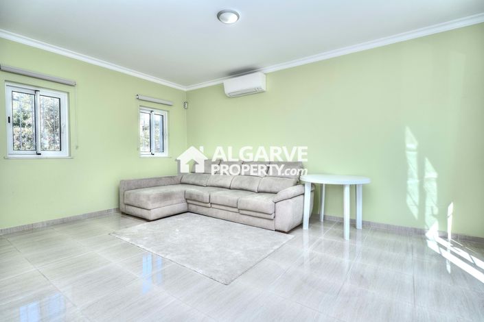 Image No.32-4 Bed Villa for sale