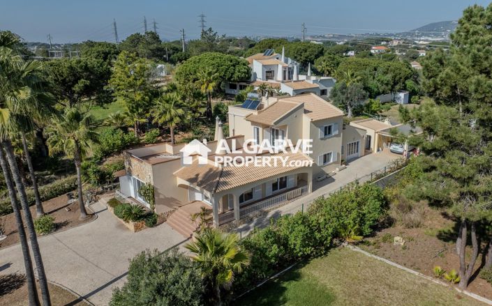 Image No.42-4 Bed Villa for sale