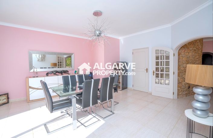 Image No.5-4 Bed Villa for sale