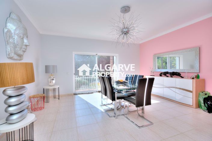 Image No.9-4 Bed Villa for sale