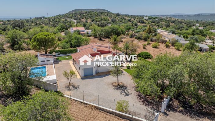 Image No.1-3 Bed Villa for sale