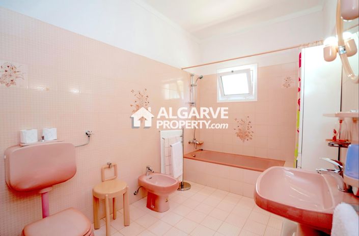 Image No.13-3 Bed Villa for sale