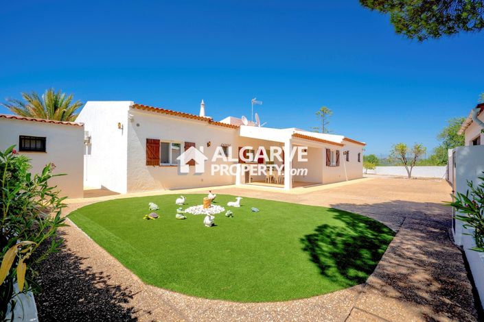 Image No.21-3 Bed Villa for sale