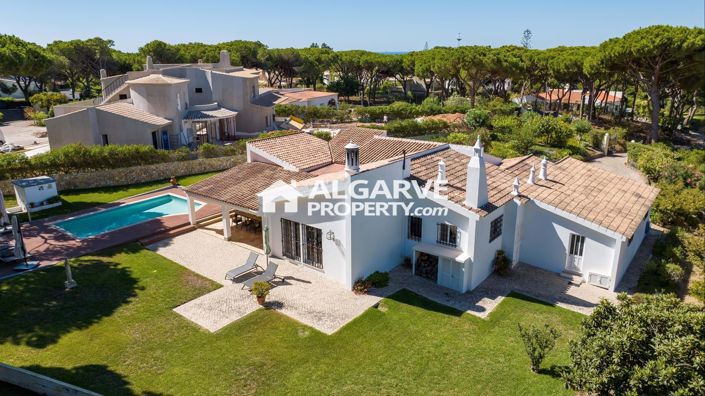 Image No.11-3 Bed Villa for sale