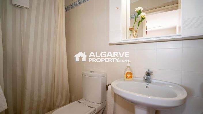 Image No.12-3 Bed Villa for sale