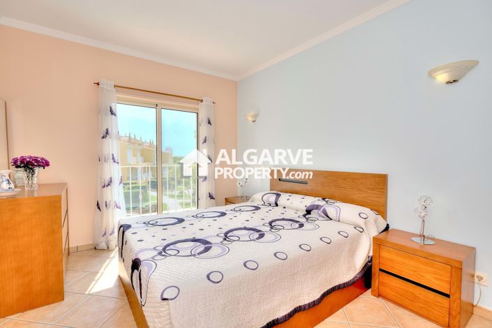 Image No.24-5 Bed Townhouse for sale