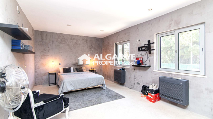 Image No.4-4 Bed Villa for sale