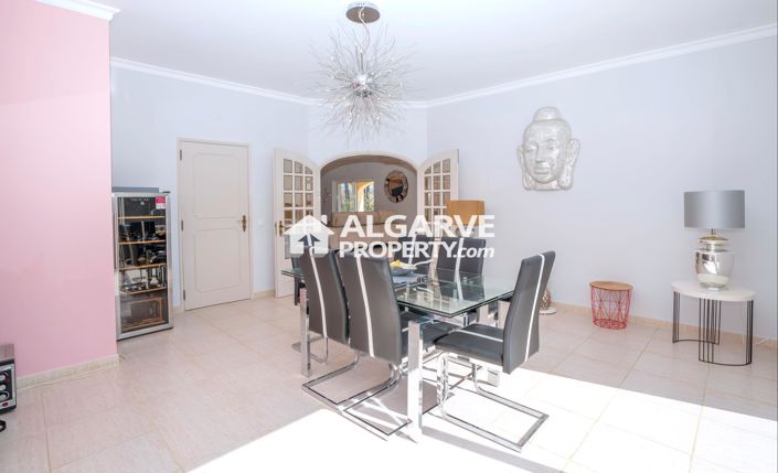 Image No.21-4 Bed Villa for sale