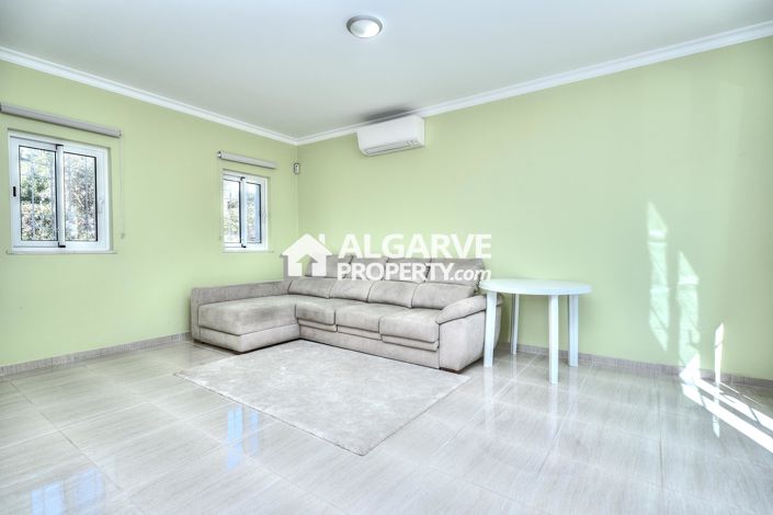 Image No.30-4 Bed Villa for sale