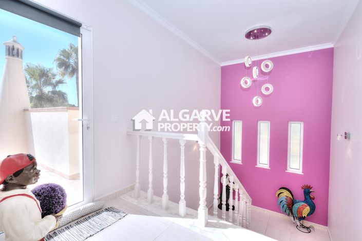 Image No.9-4 Bed Villa for sale
