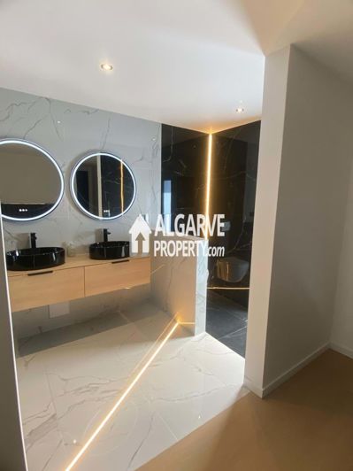 Image No.10-Jumelé de 3 chambres à vendre à Loule