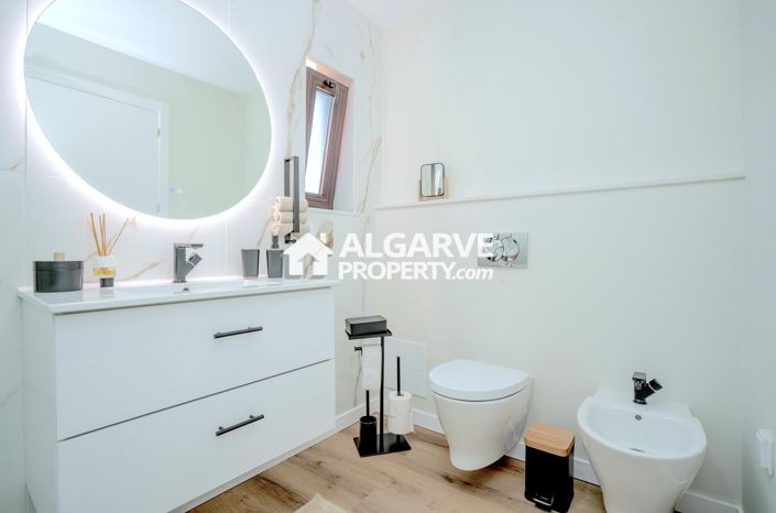 Image No.16-4 Bed Villa for sale