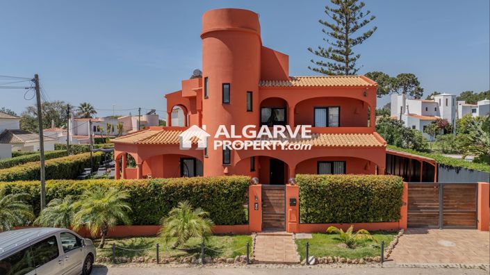 Image No.28-4 Bed Villa for sale