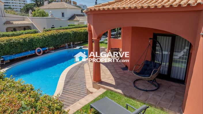 Image No.56-4 Bed Villa for sale