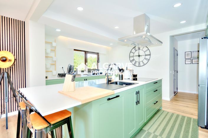 Image No.65-4 Bed Villa for sale