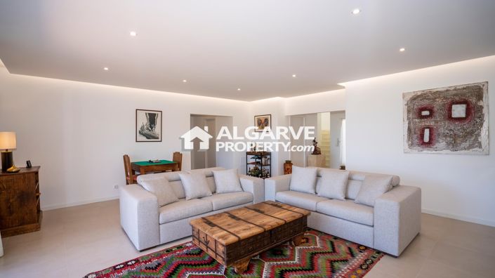 Image No.14-5 Bed Villa for sale