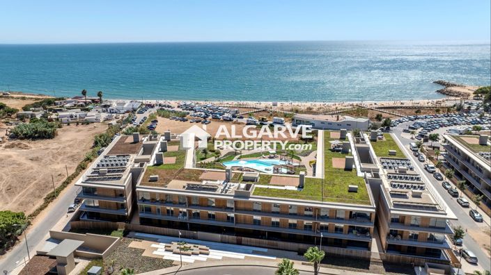 Image No.1-4 Bed Apartment for sale