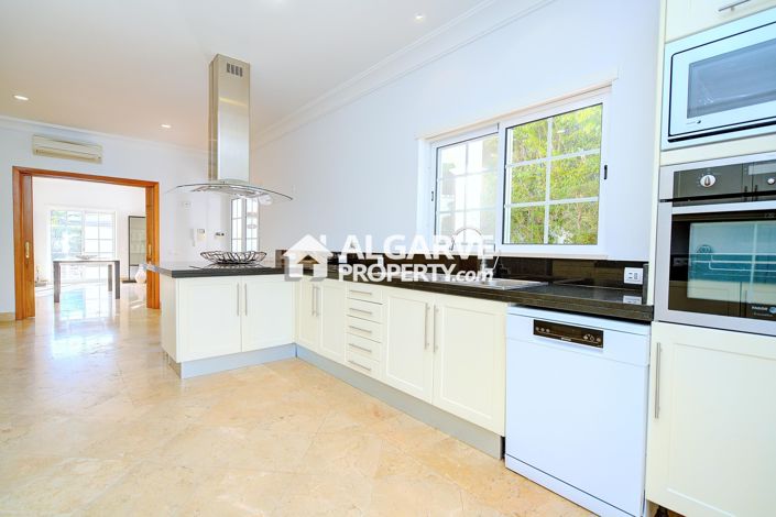 Image No.4-Villa de 4 chambres à vendre à Almancil