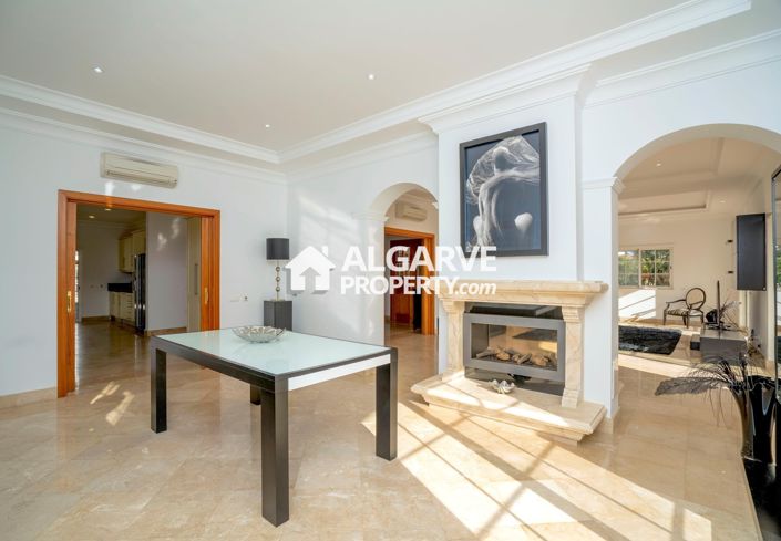 Image No.8-Villa de 4 chambres à vendre à Almancil