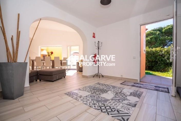 Image No.2-Villa de 4 chambres à vendre à Vilamoura