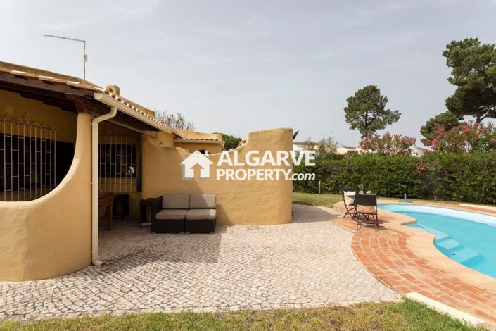 Image No.25-3 Bed Villa for sale