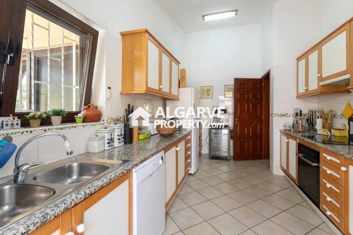 Image No.9-3 Bed Villa for sale