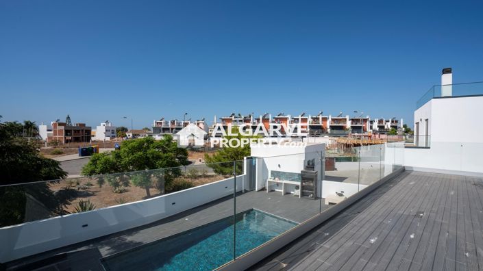 Image No.29-4 Bed Villa for sale