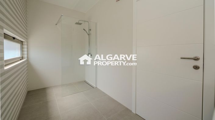 Image No.23-Villa de 4 chambres à vendre à Algoz