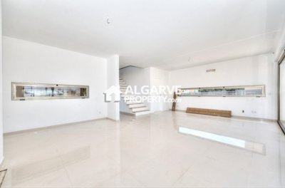 3-9971-78d1f4f8b6655591b02d22fabb36a692d73cca