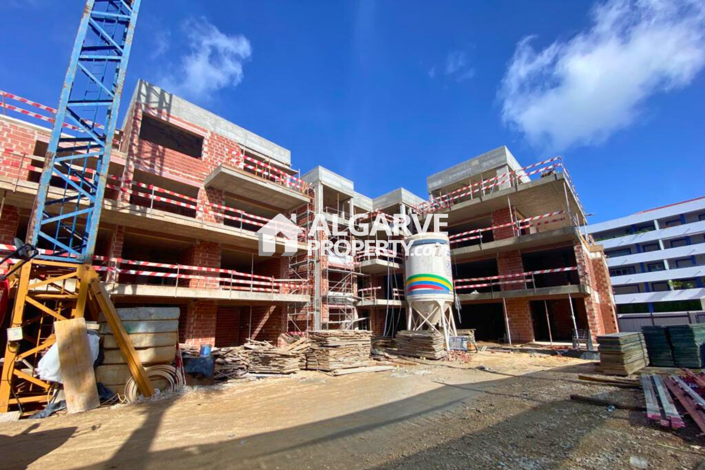 Image No.23-2 Bed Apartment for sale