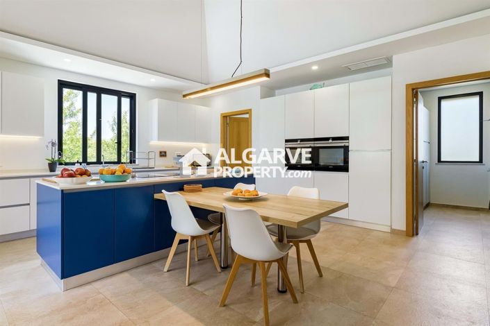 Image No.18-Villa de 4 chambres à vendre à Almancil