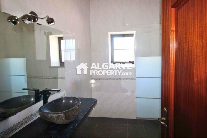 Image No.6-3 Bed Villa for sale